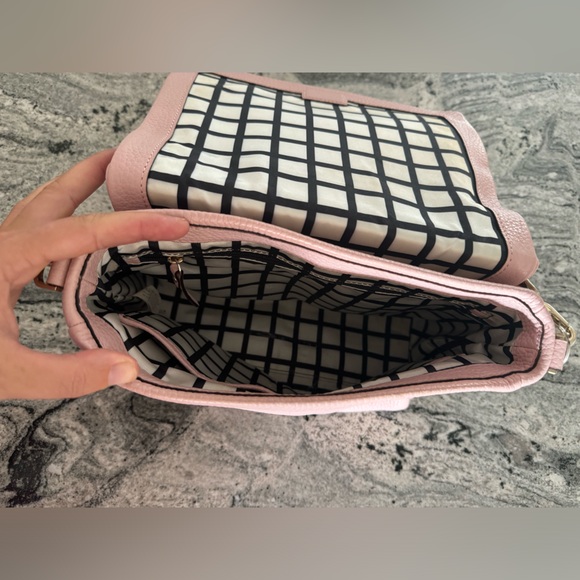 Kate Spade pink leather purse with duster bag - Picture 4 of 5